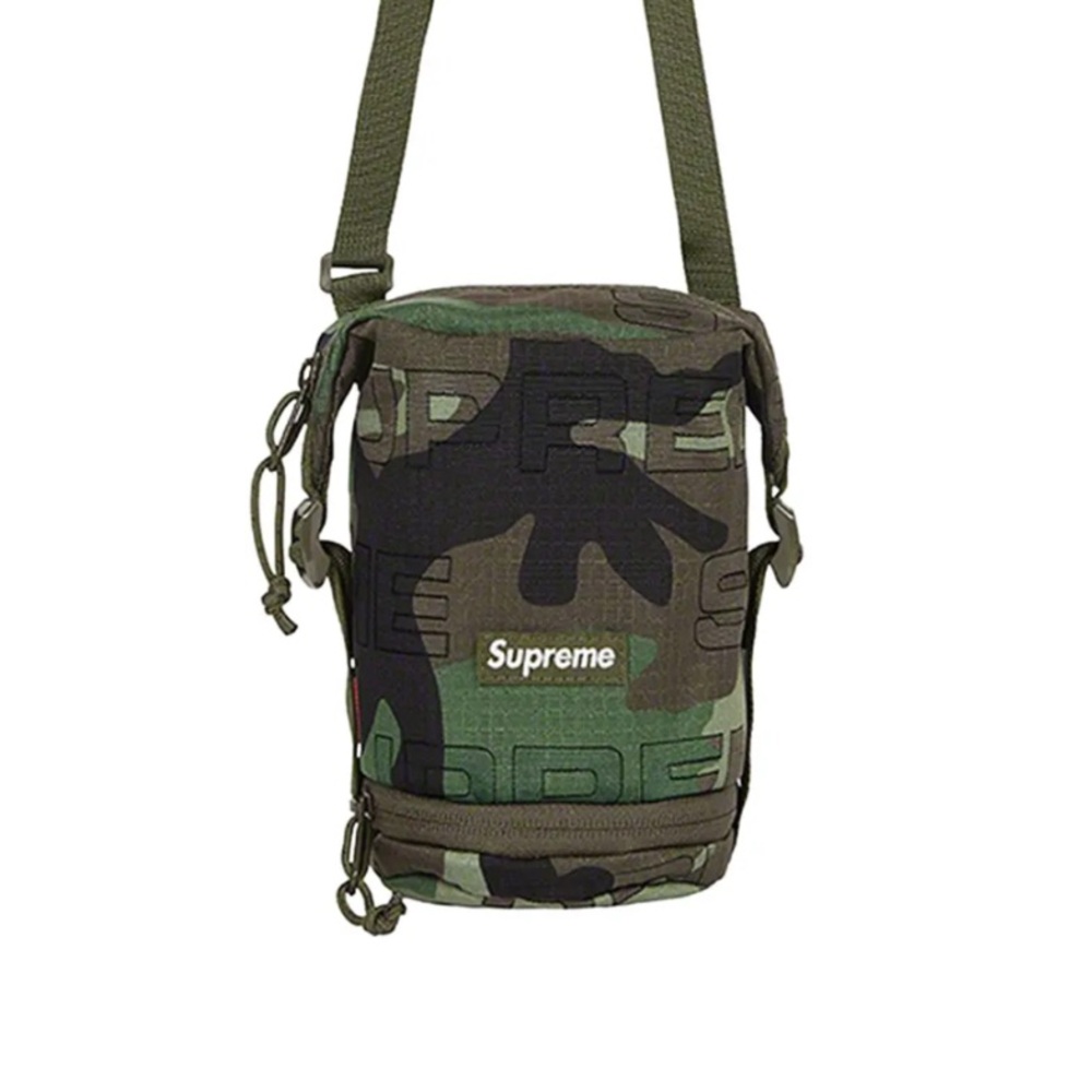 🖤SUPREME‎ Camo pattern neck pouch shoulder bag
Neck Pouch